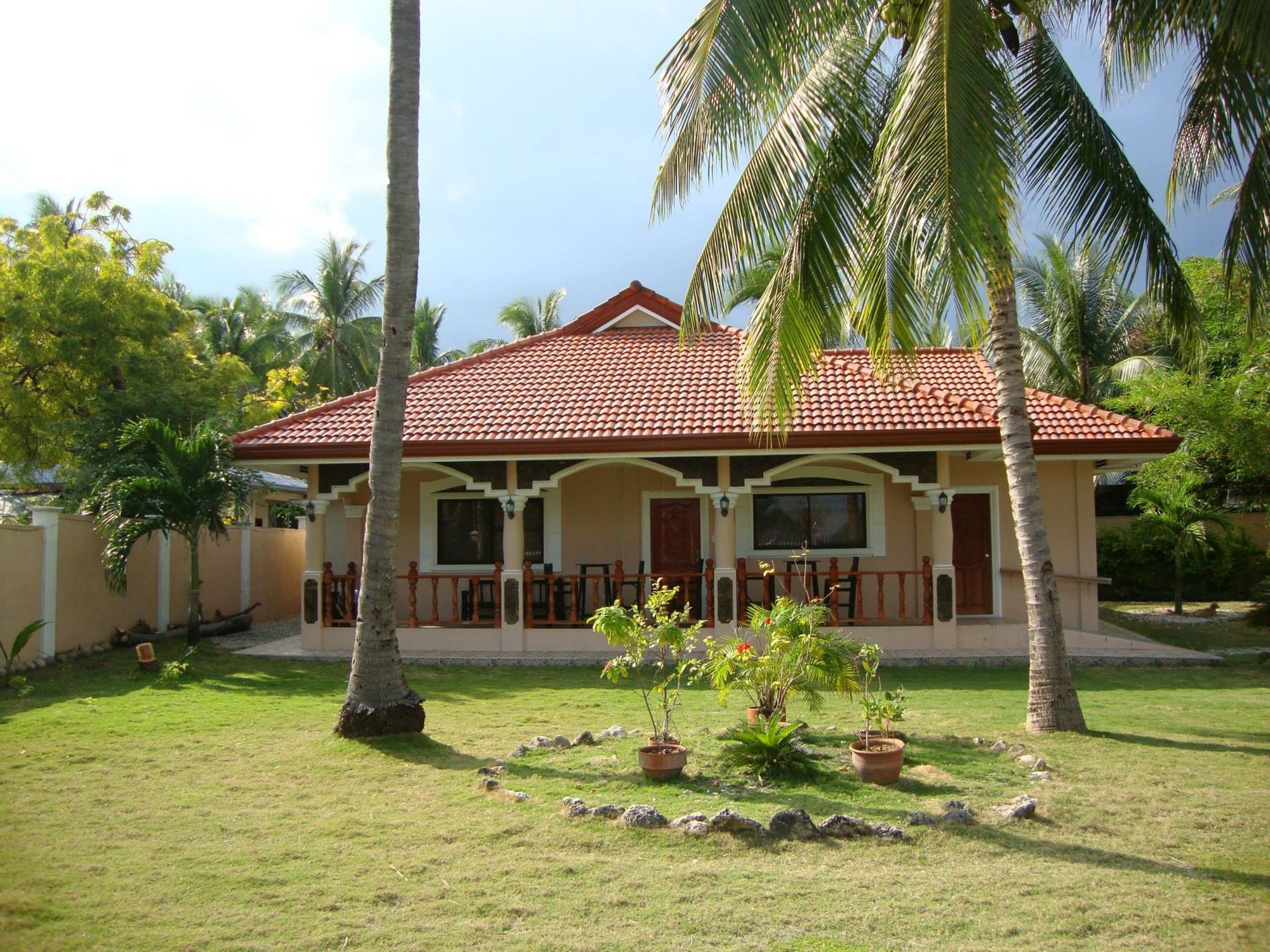 Luzmin Bh - Cottages And Bungalows Oslob Exteriör bild